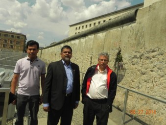 Beside the Berlin Wall 